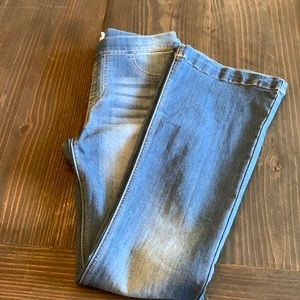 Cello size small short bootcut jeans.